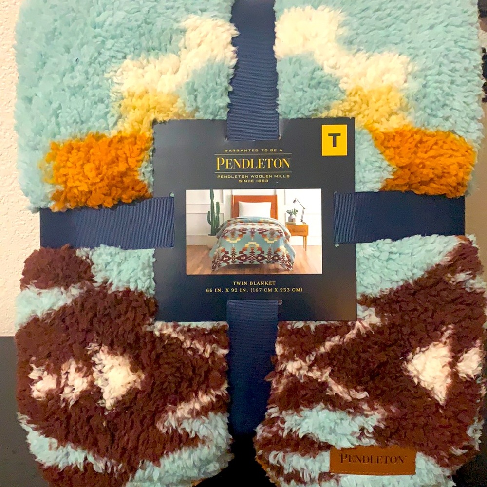 Pendleton blanket Sherpa nwt blue
